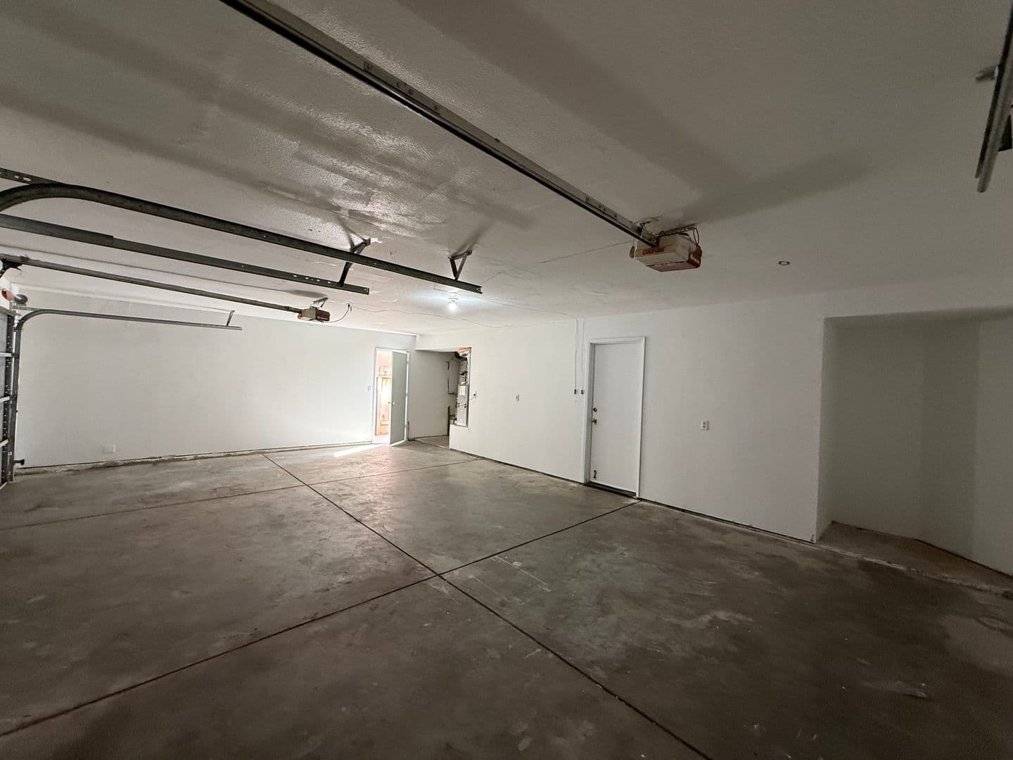 Modesto House: 3904 Wilkesboro Ave