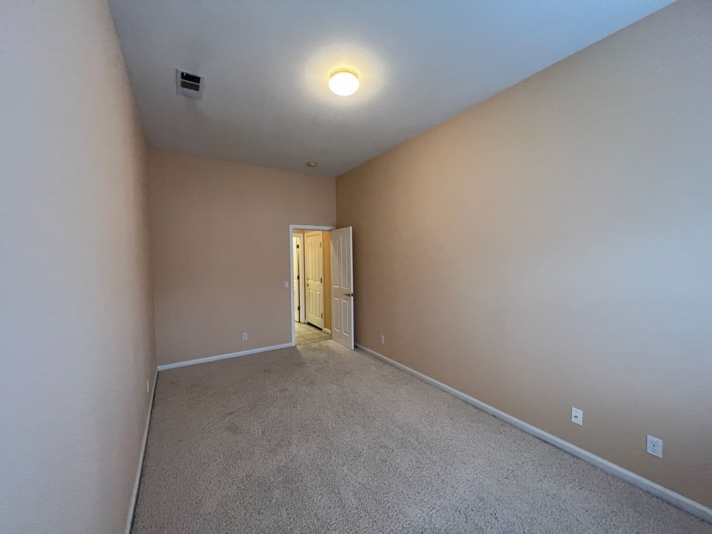 Modesto House: 1628 Snyder Ave