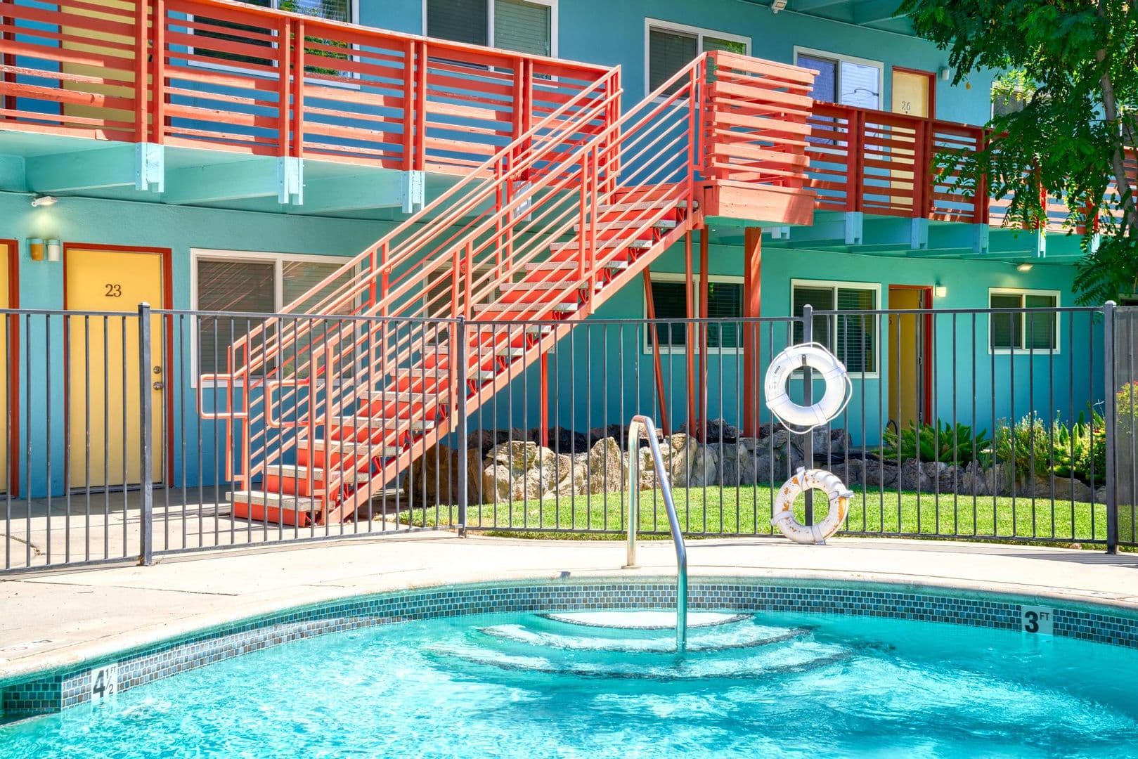 Modesto Apartment: 715 Tully Rd