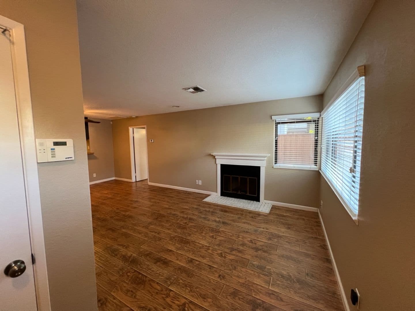 Modesto House: 3400 Kingswood Dr