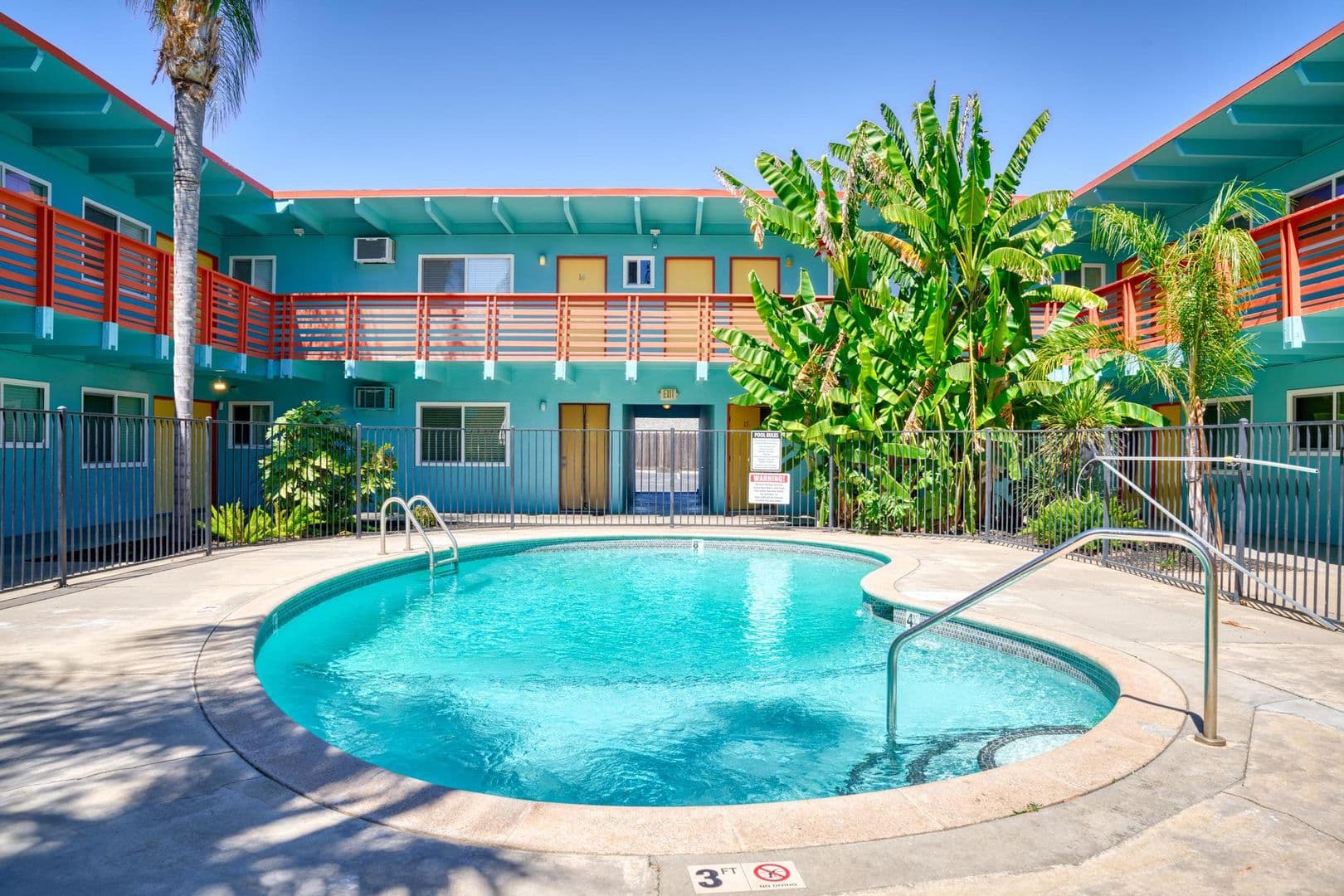 Modesto Apartment: 715 Tully Rd