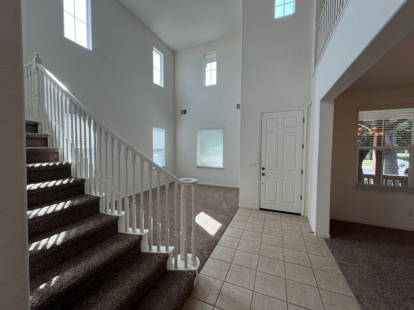 Modesto House: 2553 Acapulco Way
