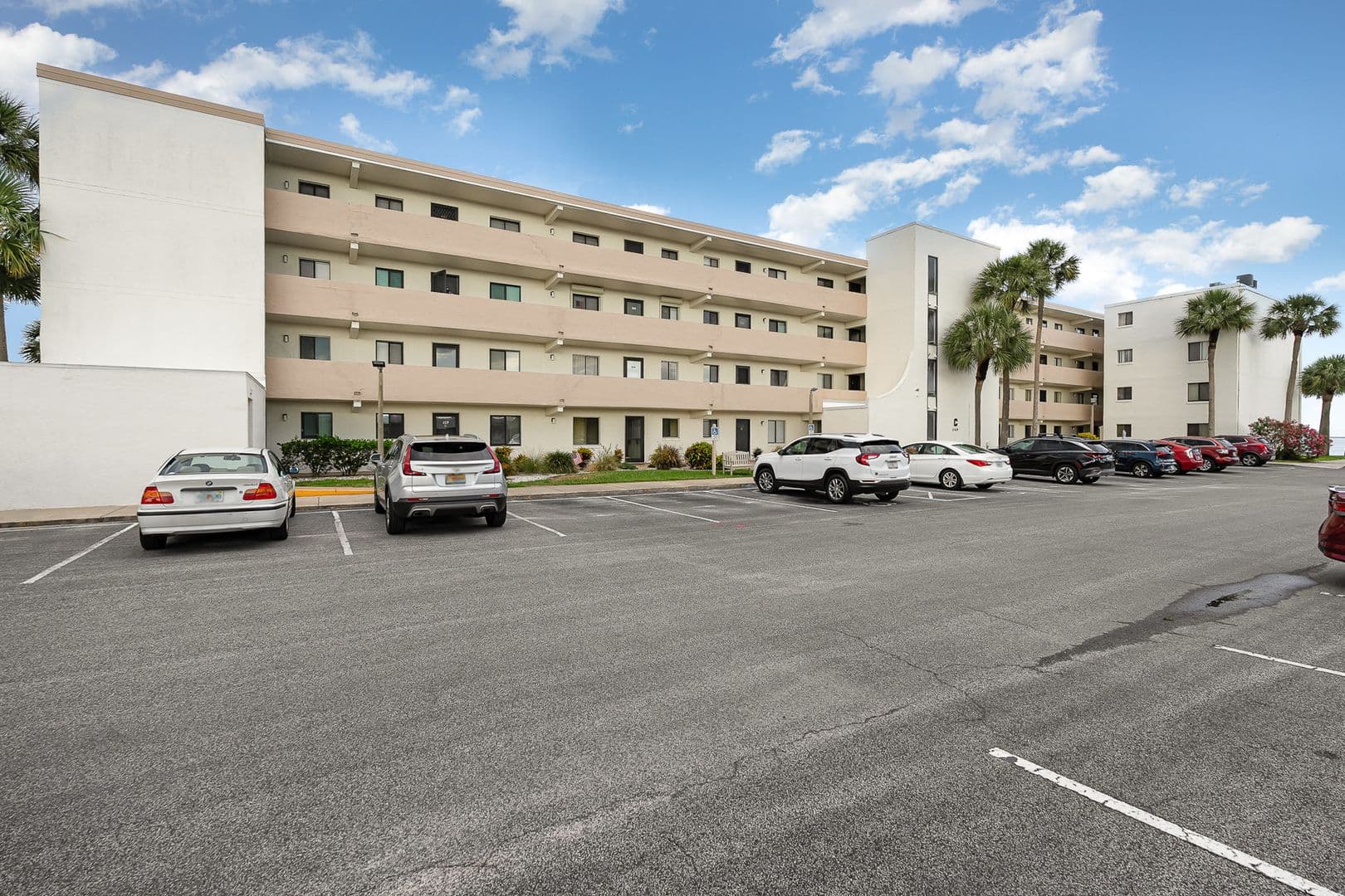 Titusville House: 2469 Washington#104C