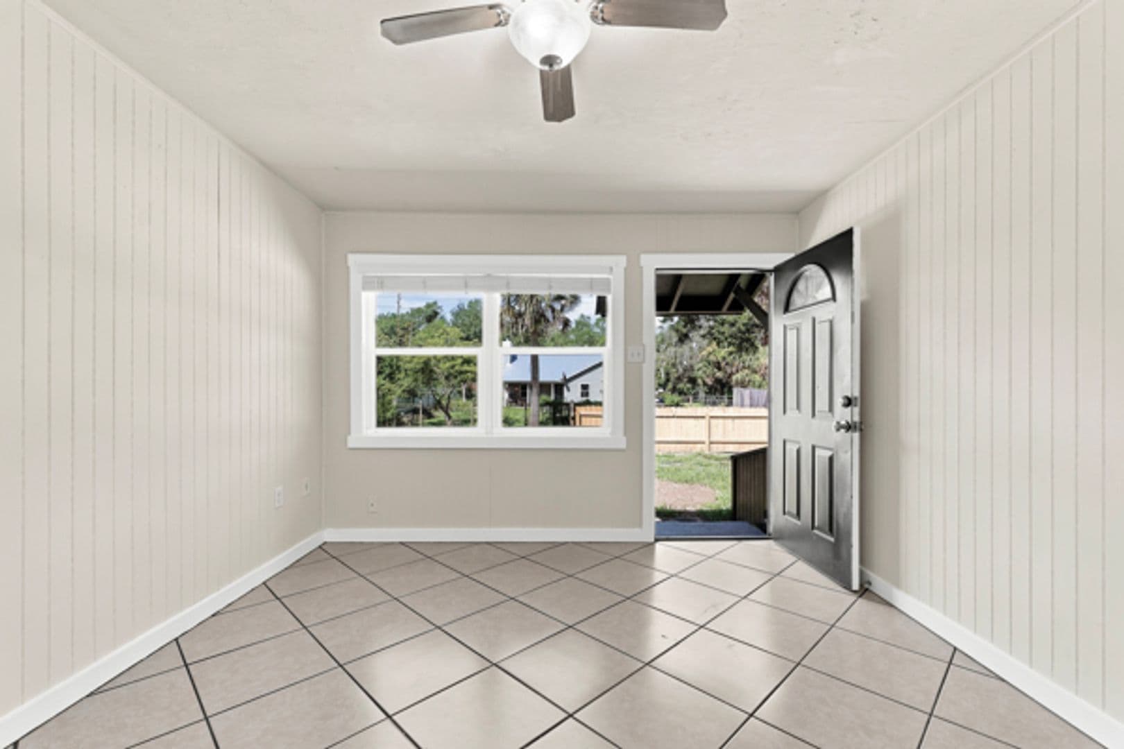 Mims House: 2957 Hartman Ln