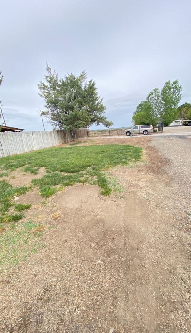 Nyssa House: 3255 Hwy 201