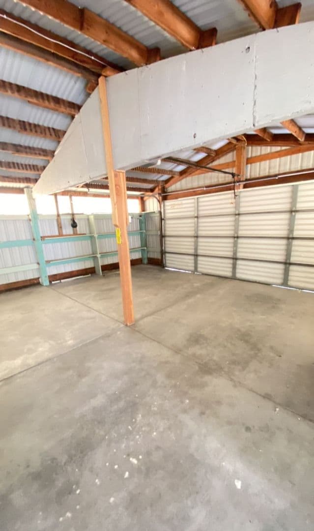 Nyssa House: 3255 Hwy 201