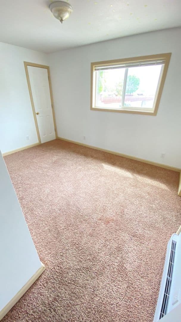 Nyssa House: 3255 Hwy 201