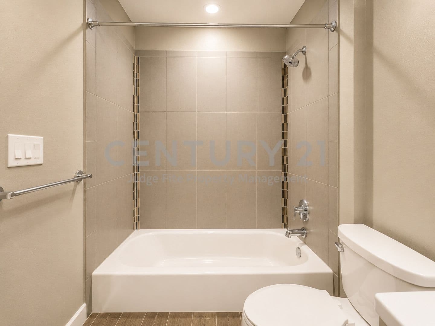Fort Worth Condo: 1320 May Street #200