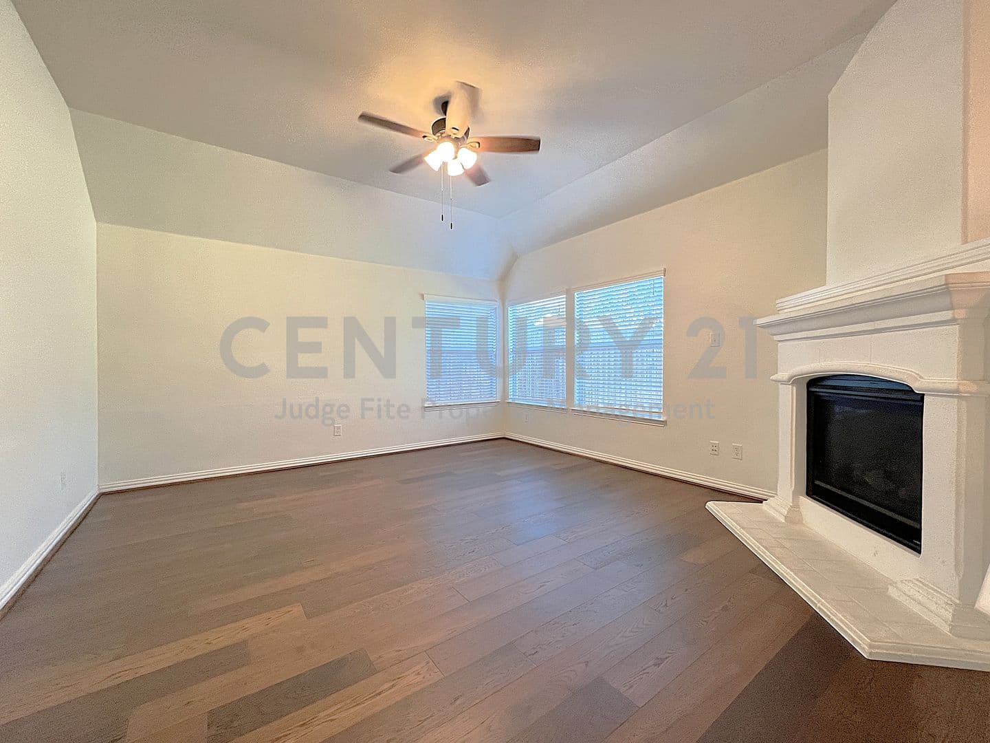 Denton House: 4120 Colina Avenue