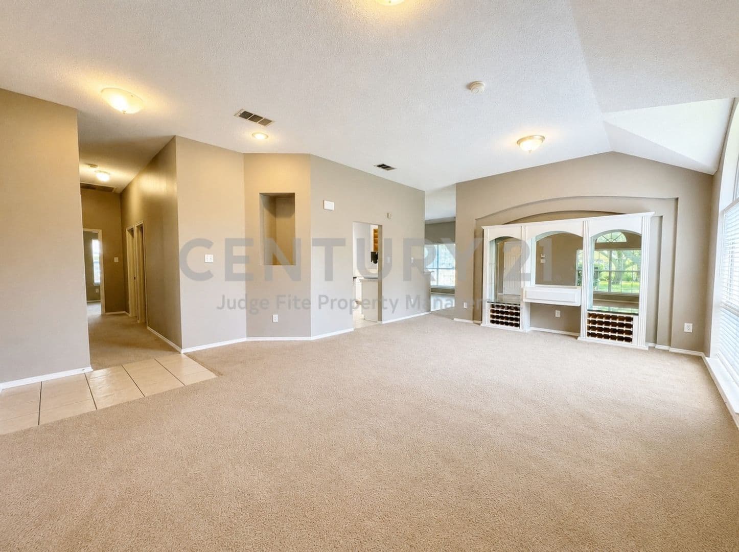 Frisco House: 7700 Glenoaks Drive