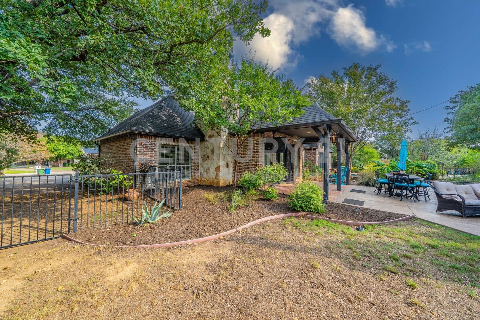 Flower Mound House: 3201 Cedar Ridge Drive