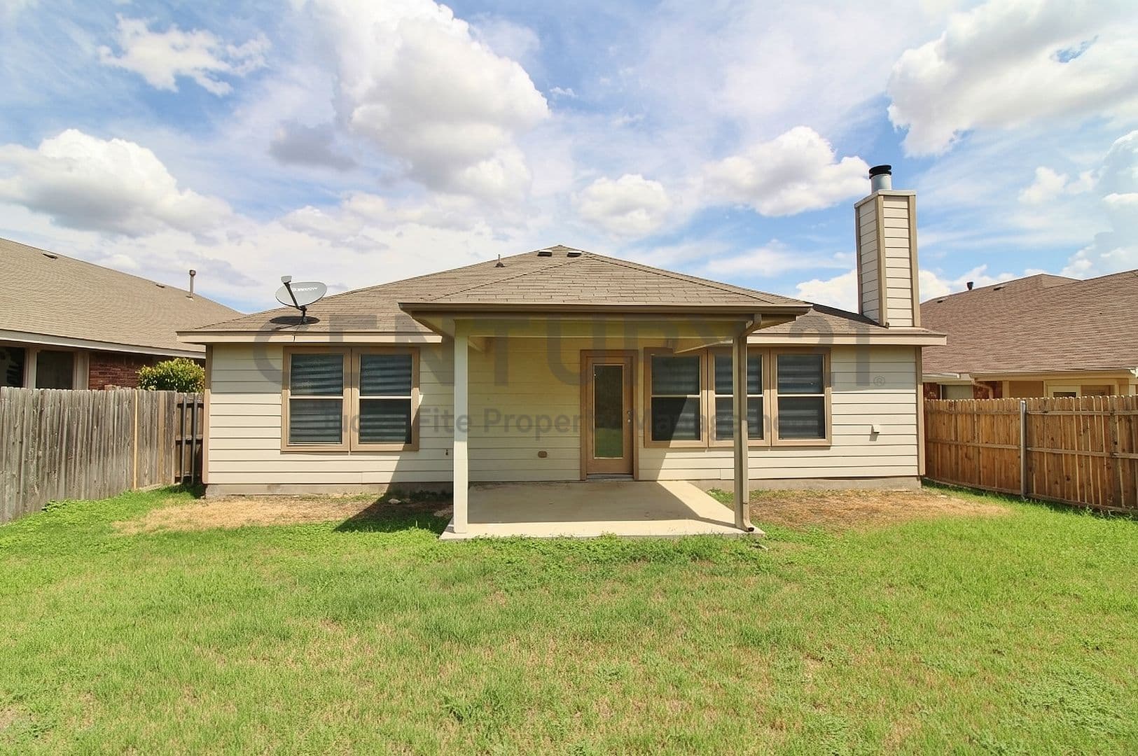 Fort Worth House: 9841 Willowick Avenue