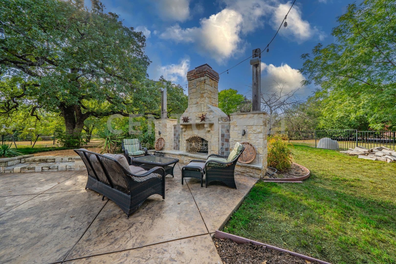 Flower Mound House: 3201 Cedar Ridge Drive