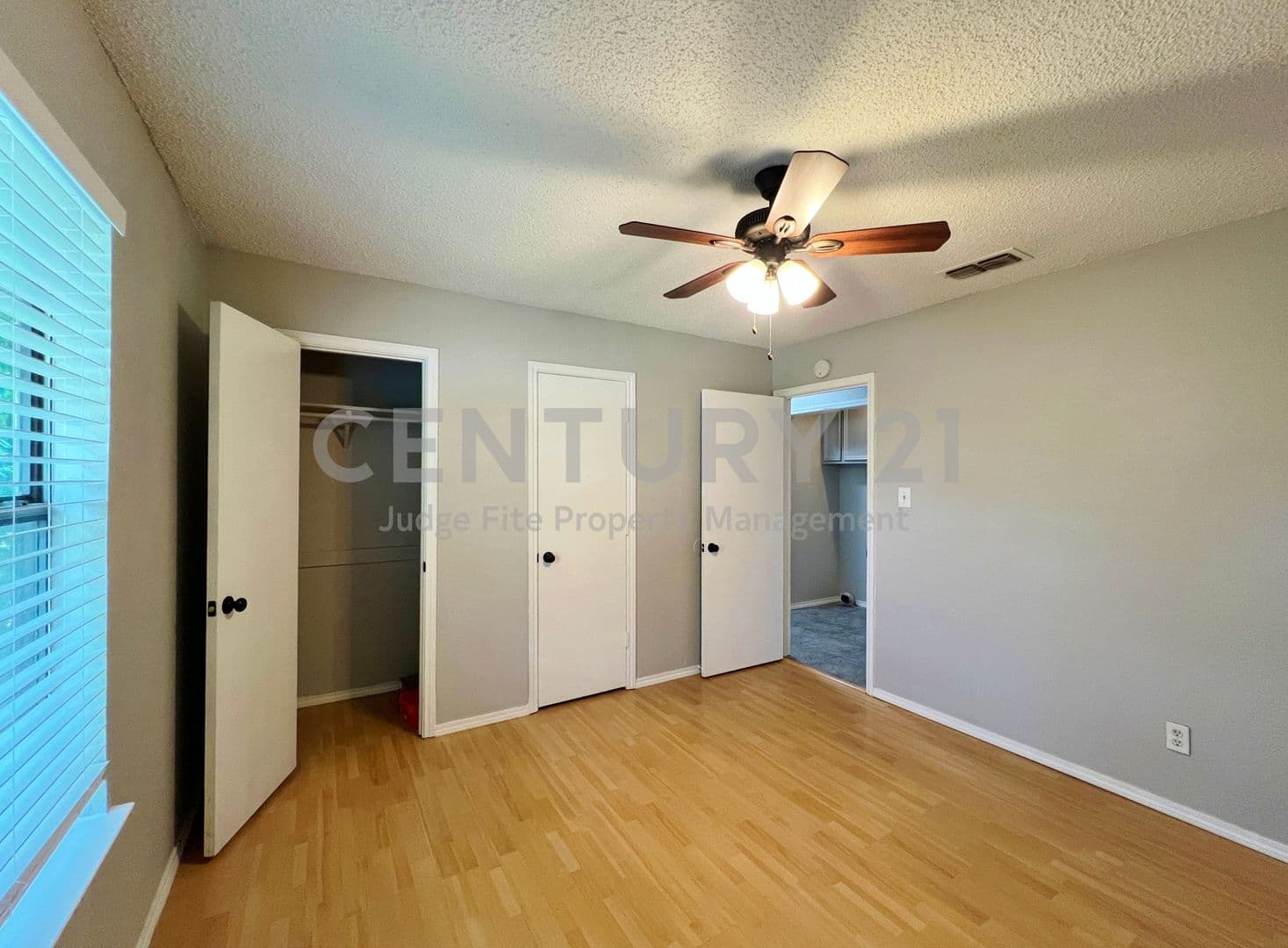 Fort Worth House: 104 Woodie Way Unit C
