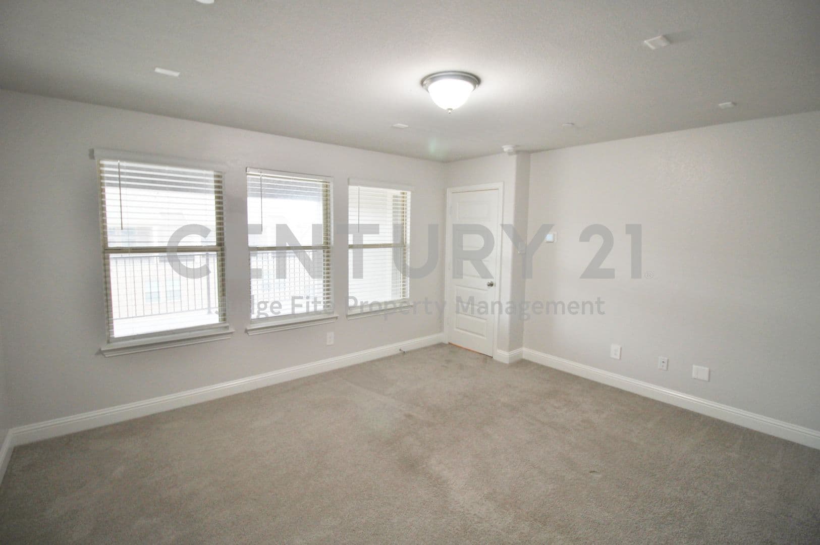 Roweltt Townhome: 7836 Manilla Drive