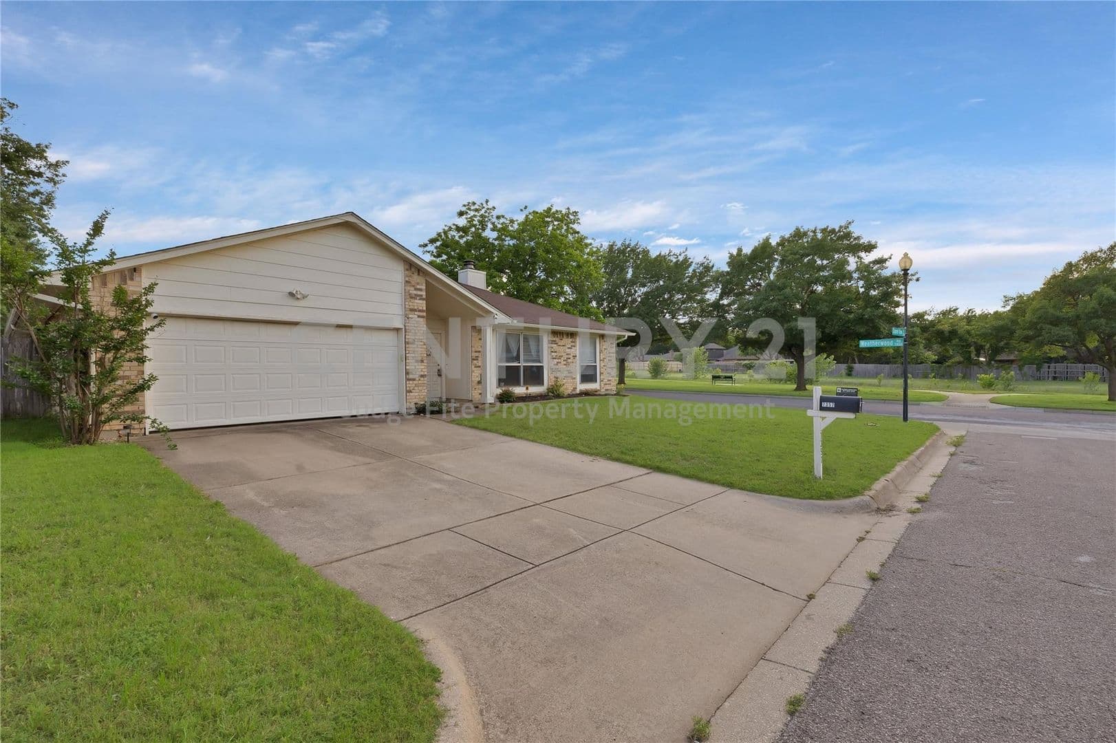 Fort Worth House: 7357 Channel View Drive