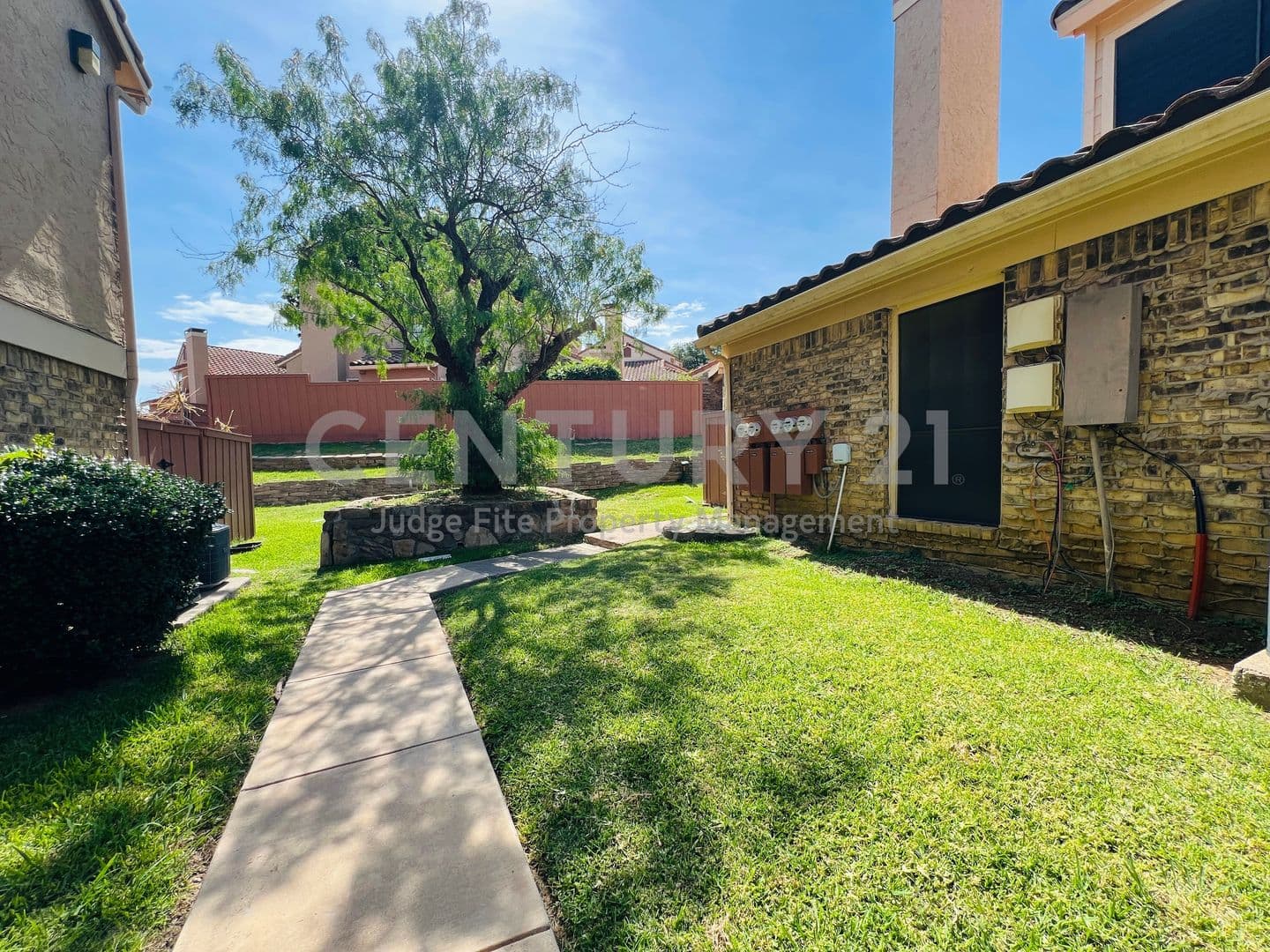 Irving Condo: 4220 Madera Road