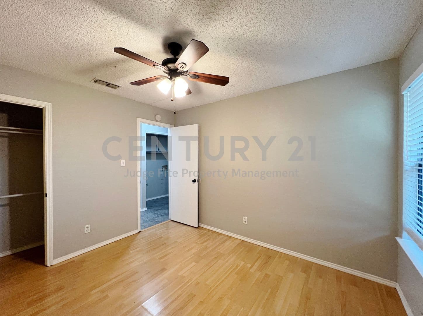 Fort Worth House: 104 Woodie Way Unit C