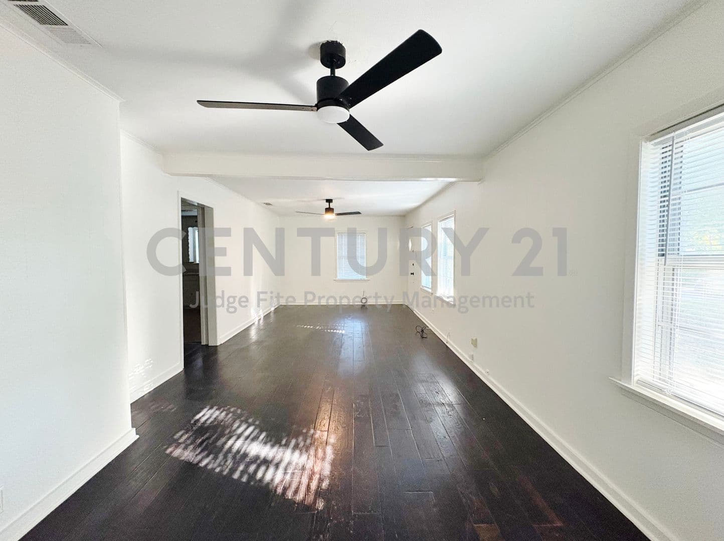 Rockwall House: 206 Renfro Street