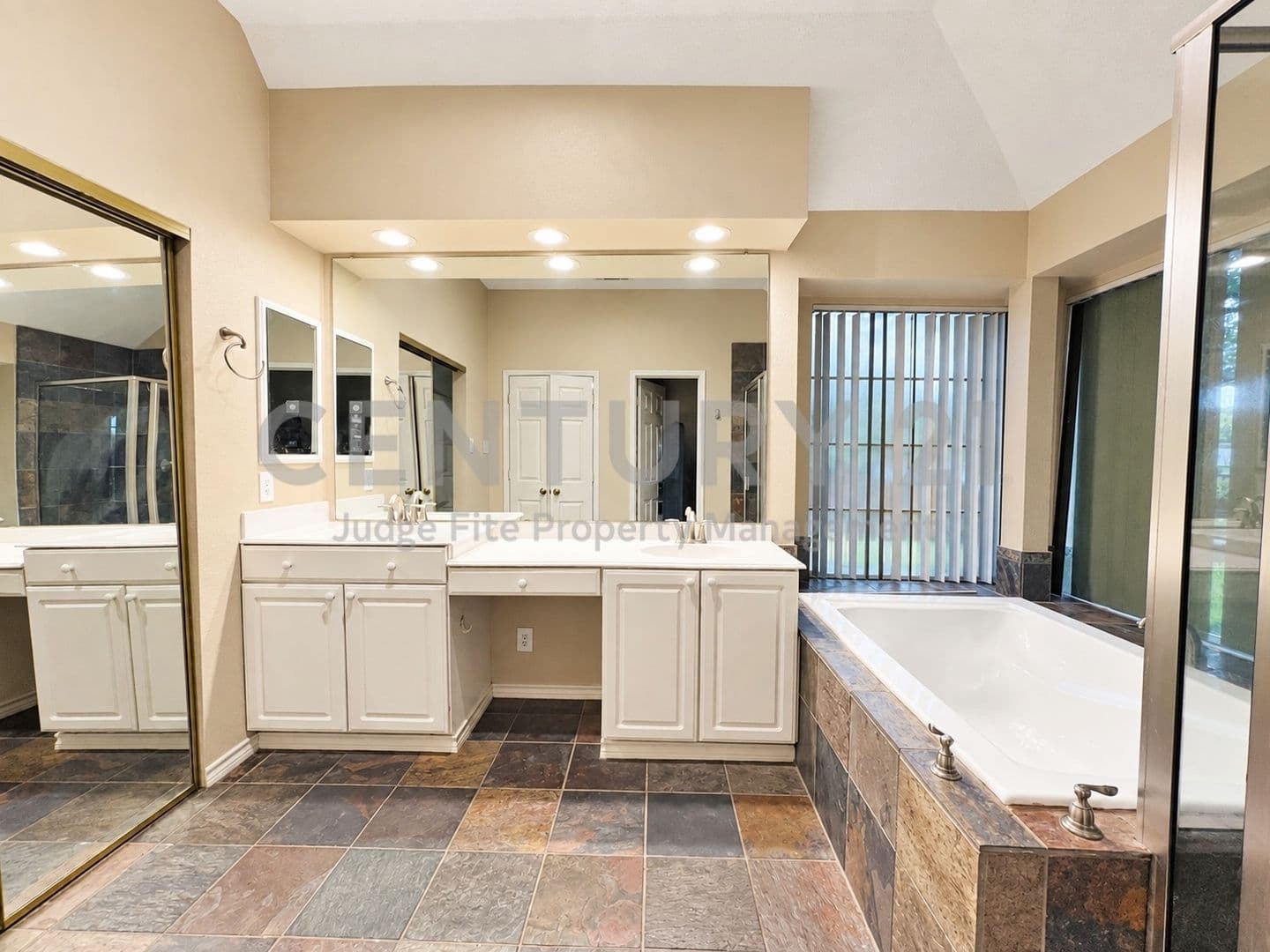 Highland Village House: 2685 Hillside Drive