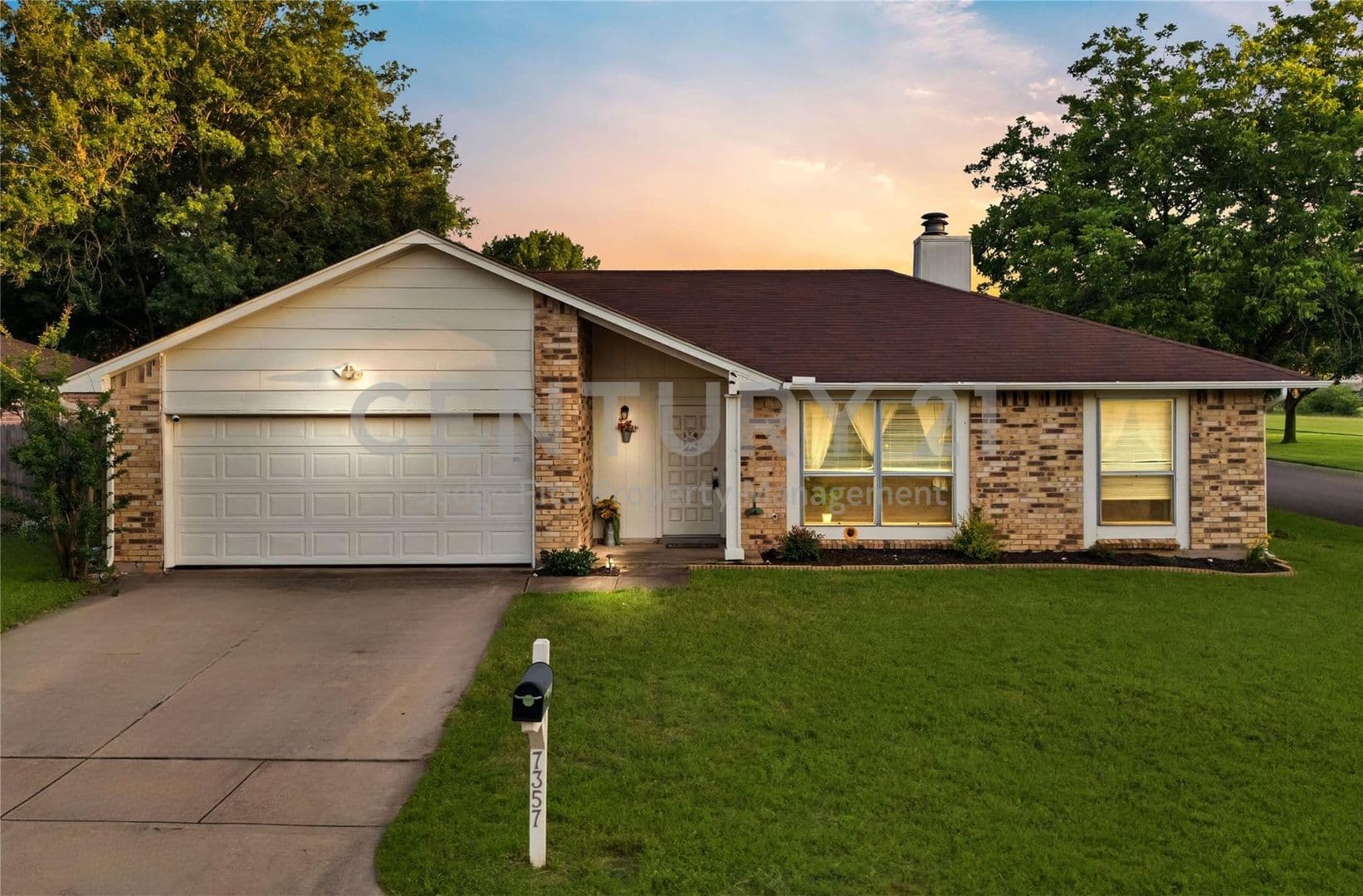 Fort Worth House: 7357 Channel View Drive