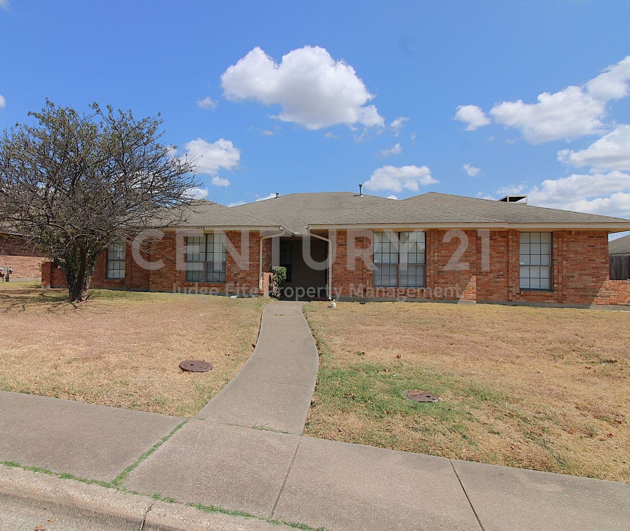 DeSoto House: 1232 Mockingbird Lane