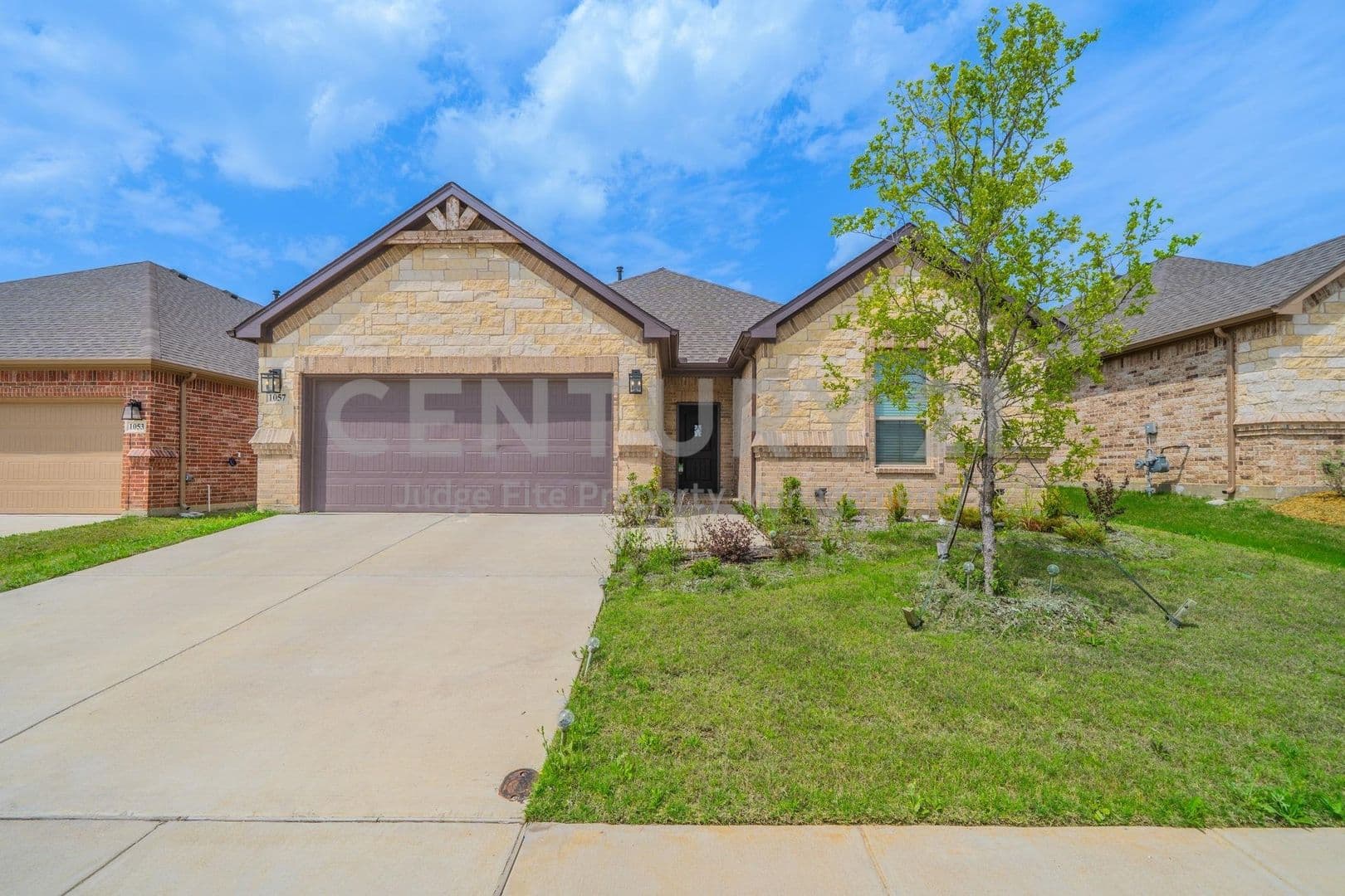 Alvarado House: 1057 Nighthawk Trail