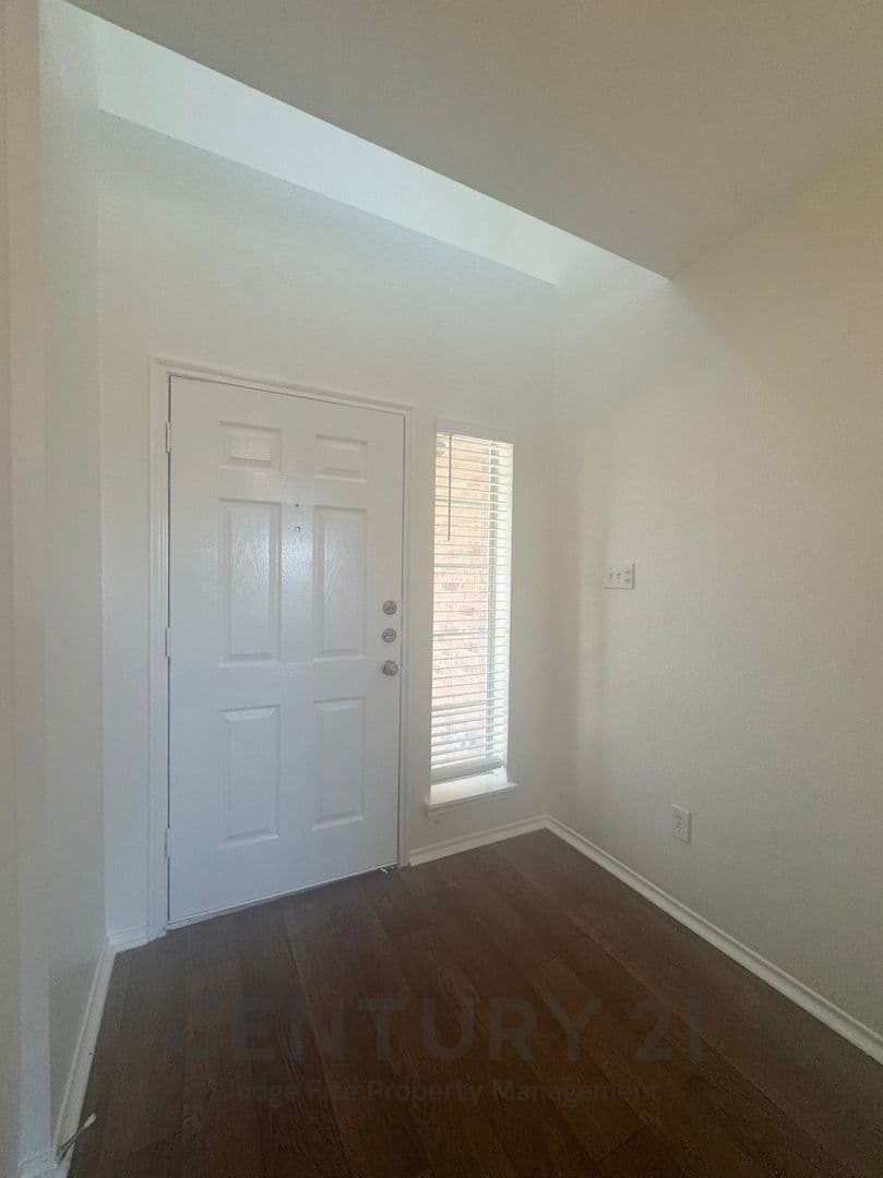 Mesquite Townhome: 2264 Stonebrook Lane