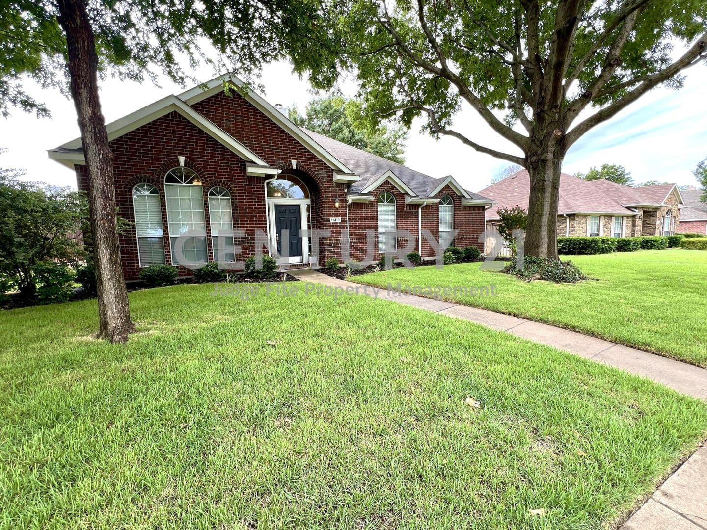 Frisco House: 11413 Huntington Road
