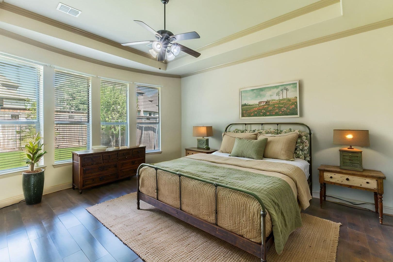 Frisco House: 7565 Rawlins Lane