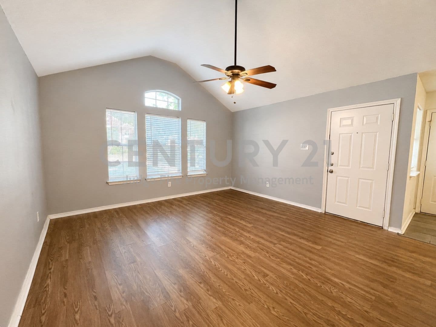 Fort Worth House: 3417 Stanley Avenue