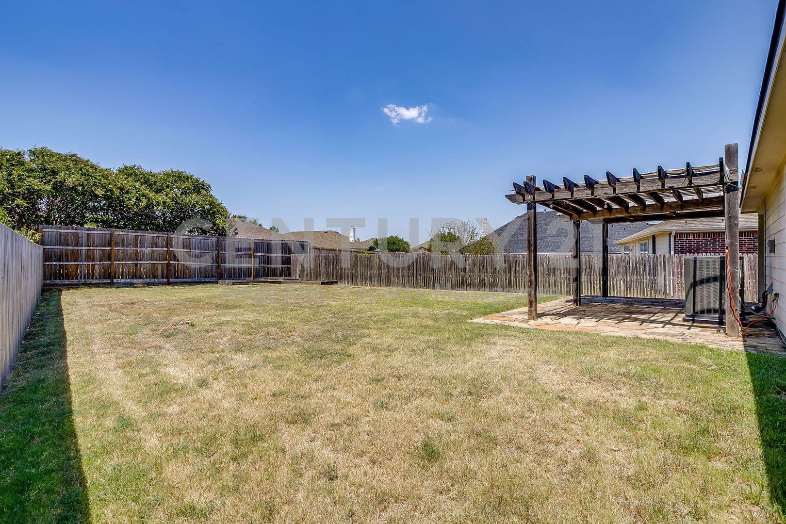 Fort Worth House: 6220 Granite Creek