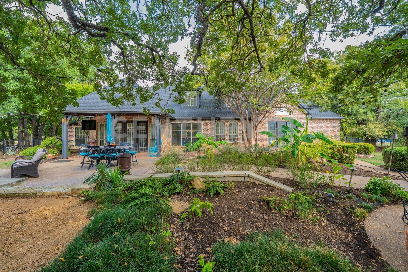 Flower Mound House: 3201 Cedar Ridge Drive