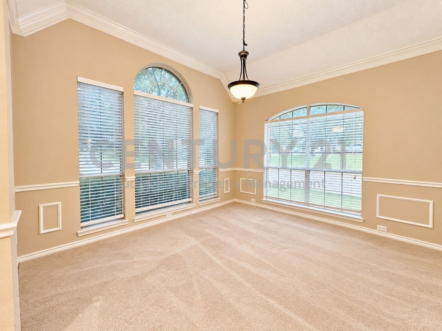 Highland Village House: 2685 Hillside Drive