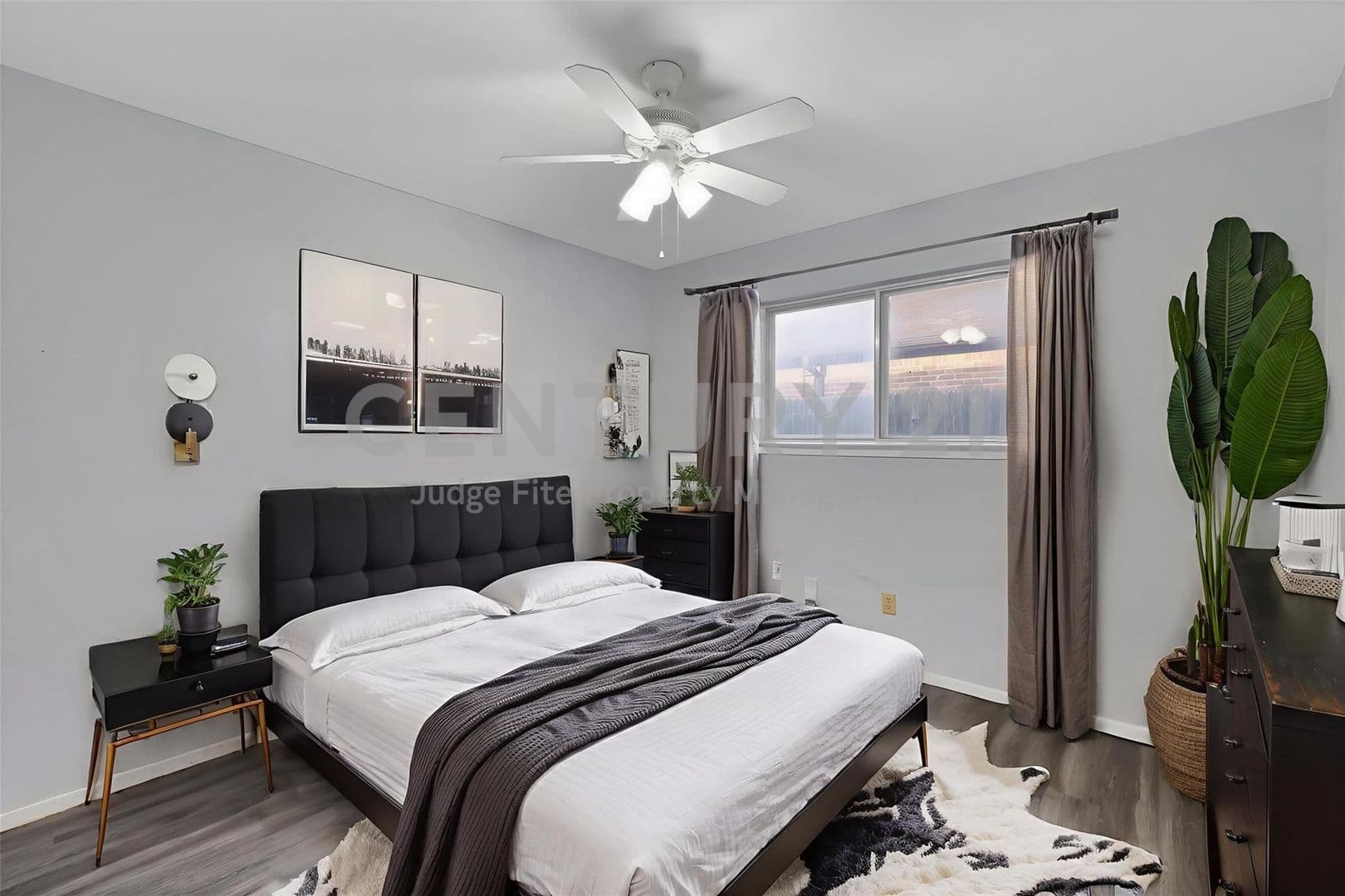 Fort Worth House: 7357 Channel View Drive