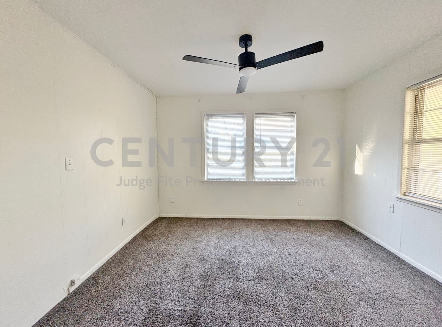 Rockwall House: 206 Renfro Street