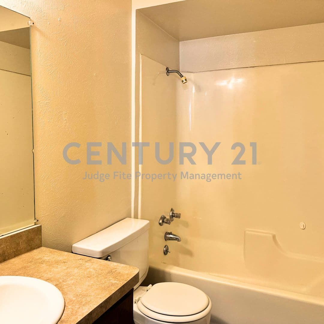Duncanville House: 628 Taylor Court