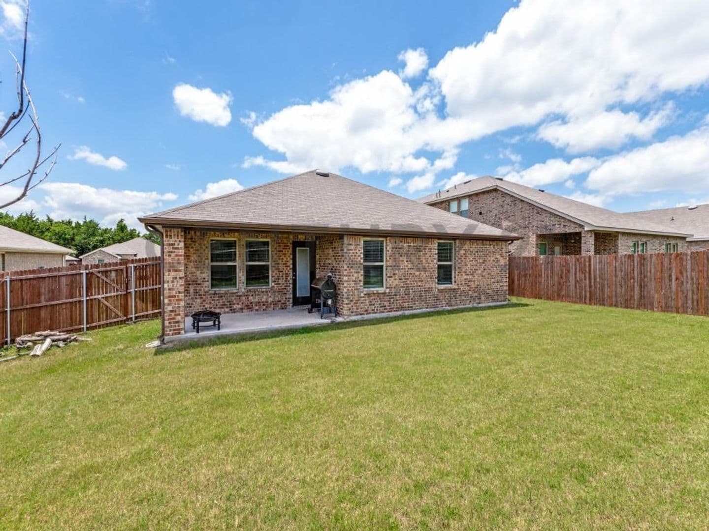 Dallas House: 15127 Athena Drive