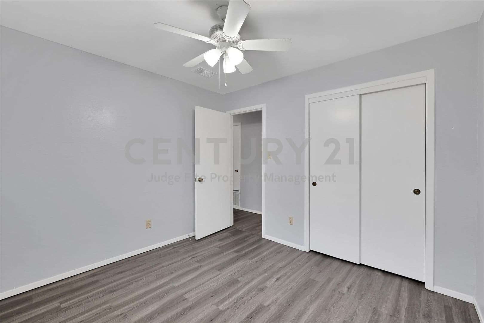 Fort Worth House: 7357 Channel View Drive