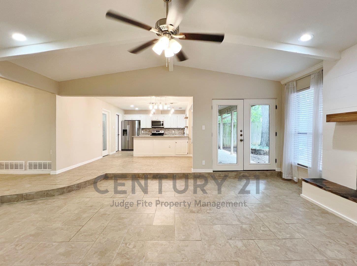 Bedford House: 3101 Murphy Drive