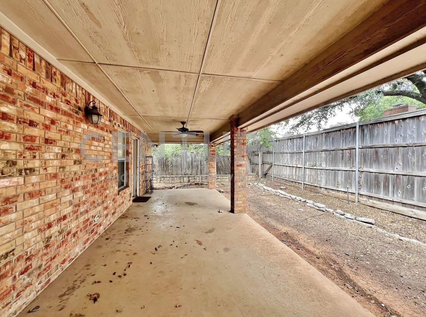 Arlington House: 5131 Trail Dust Lane