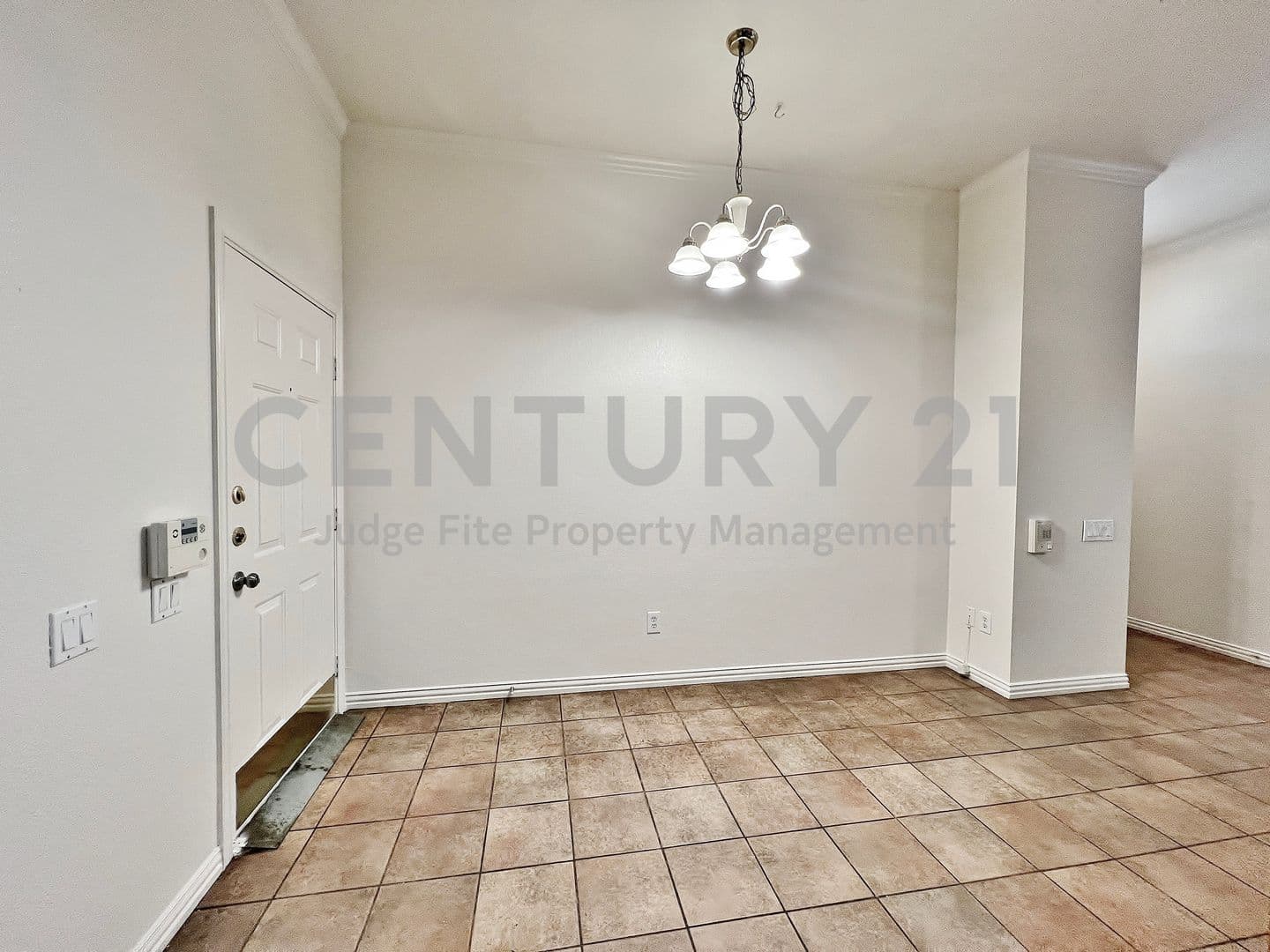 Arlington House: 5131 Trail Dust Lane