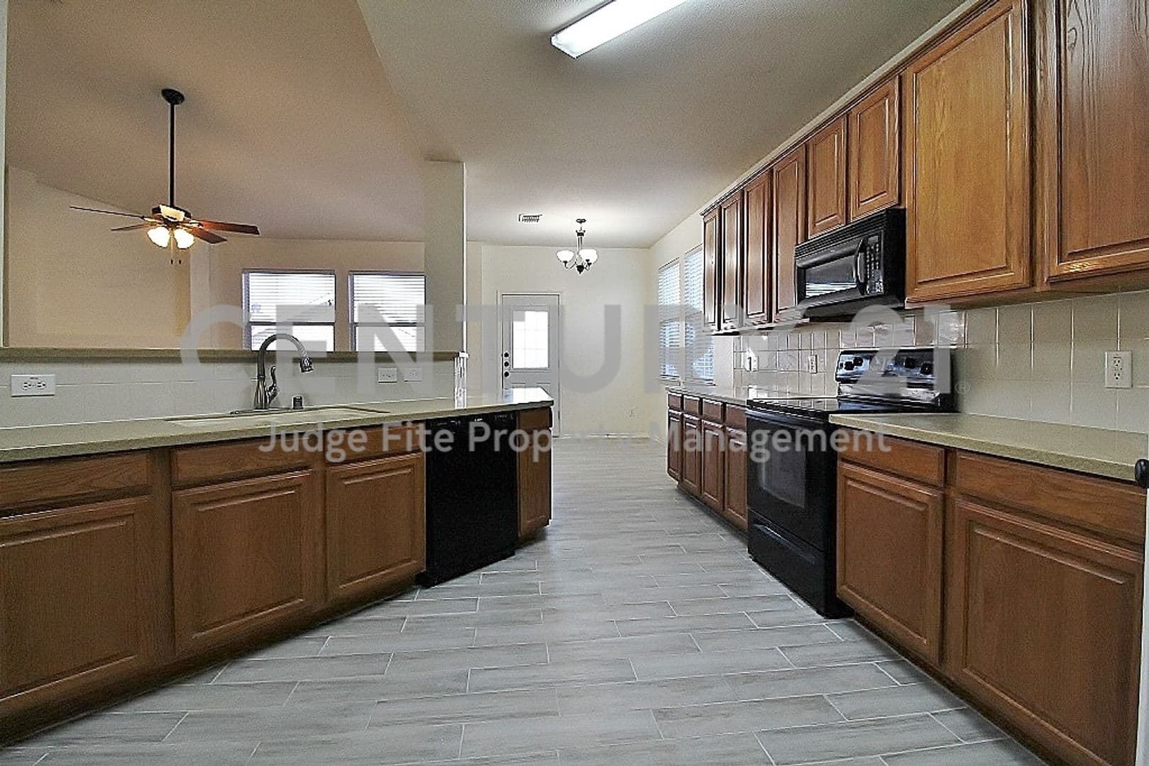 Fort Worth House: 10125 Sourwood Drive