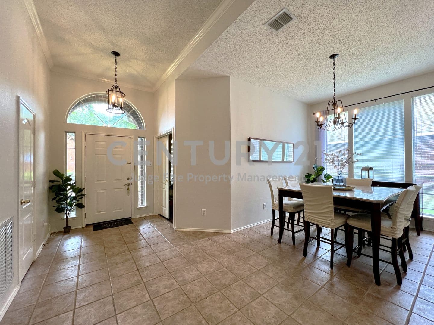 Frisco House: 11413 Huntington Road