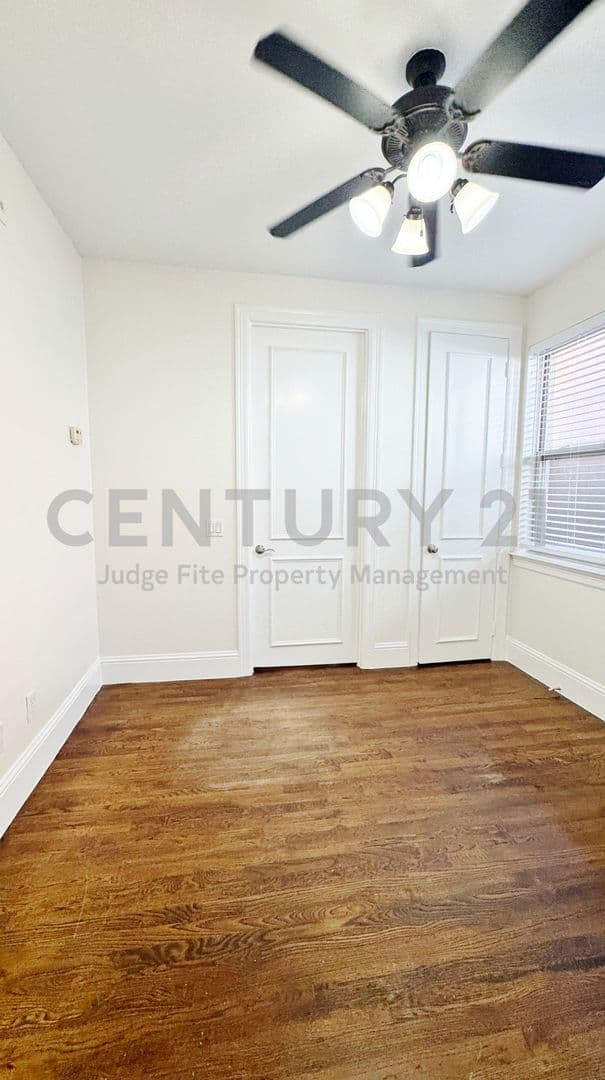 Dallas Townhome: 4148 Grassmere Lane #3A