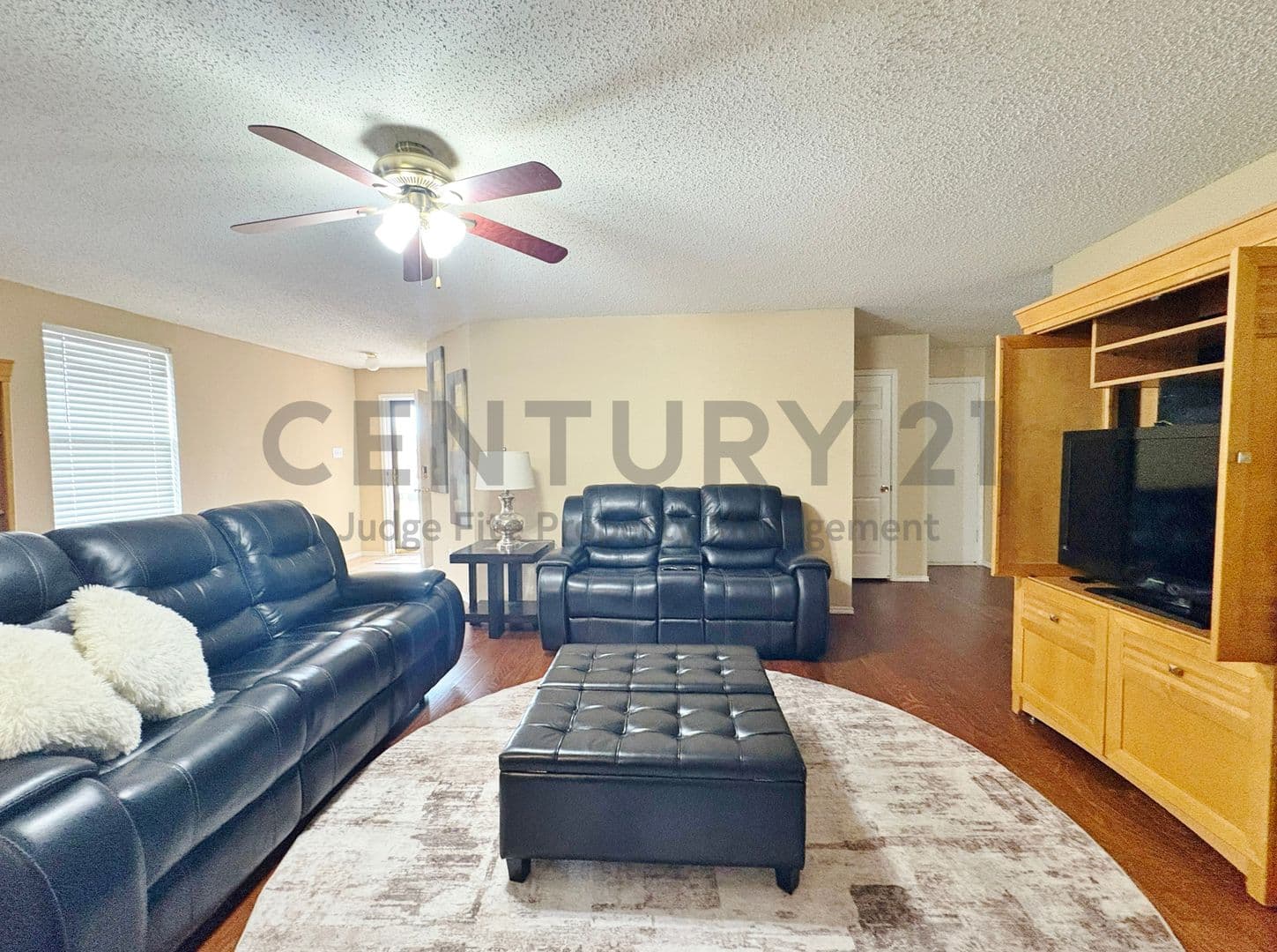 Little Elm House: 1708 Canyon Oaks Drive