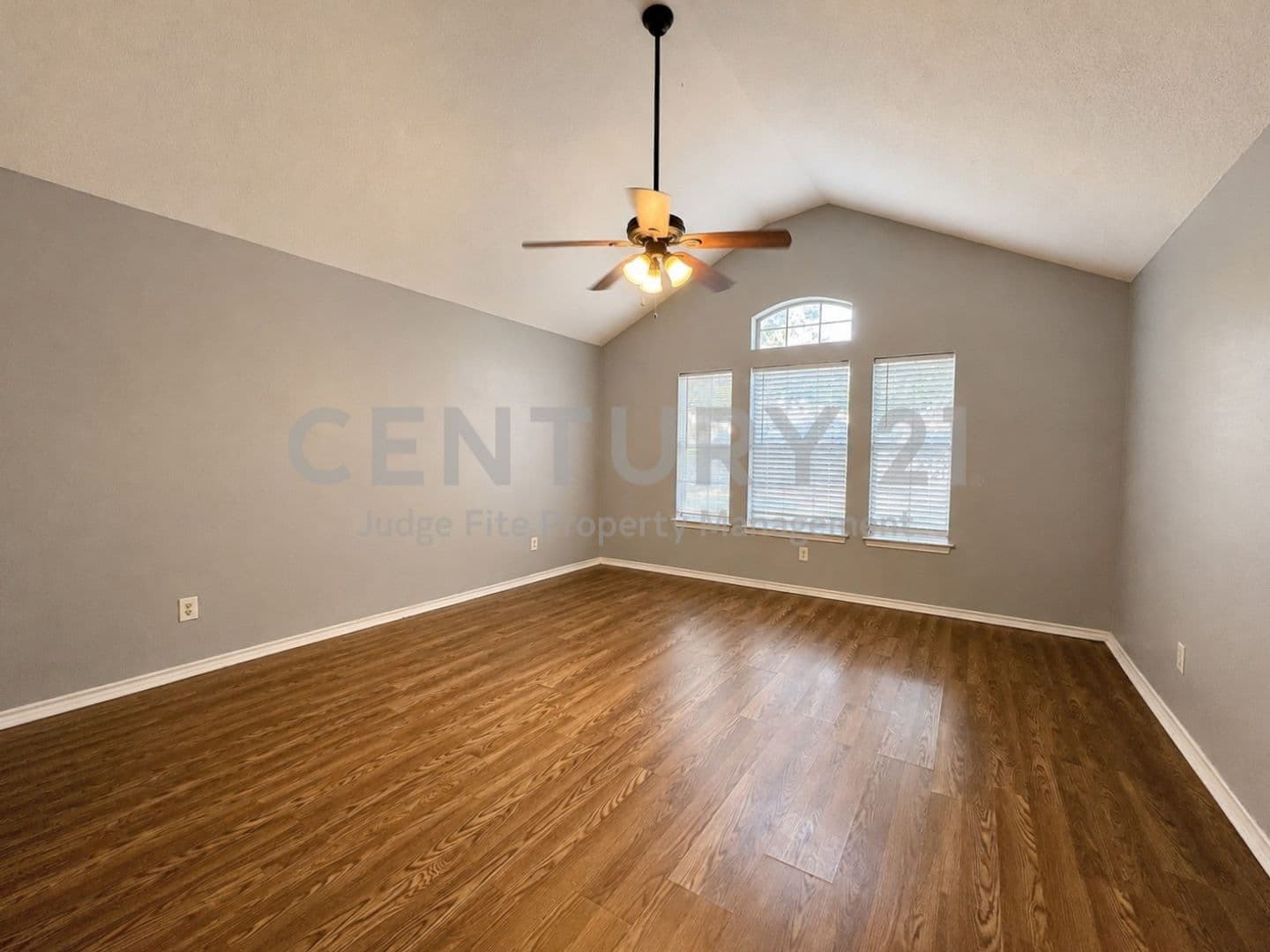 Fort Worth House: 3417 Stanley Avenue