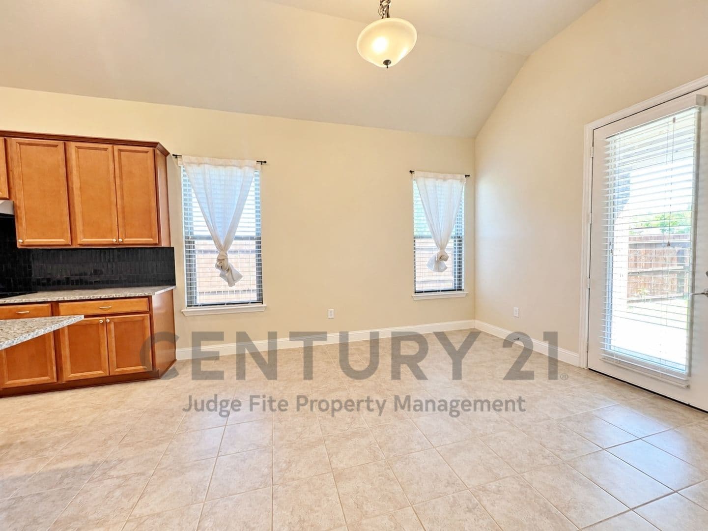 The Colony House: 2645 Walnut Creek Lane