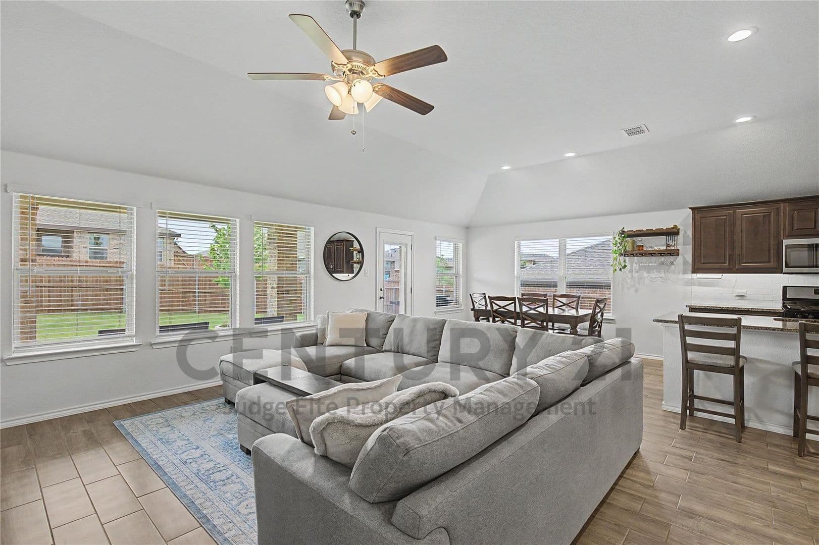 Weatherford House: 1825 Agarito Drive