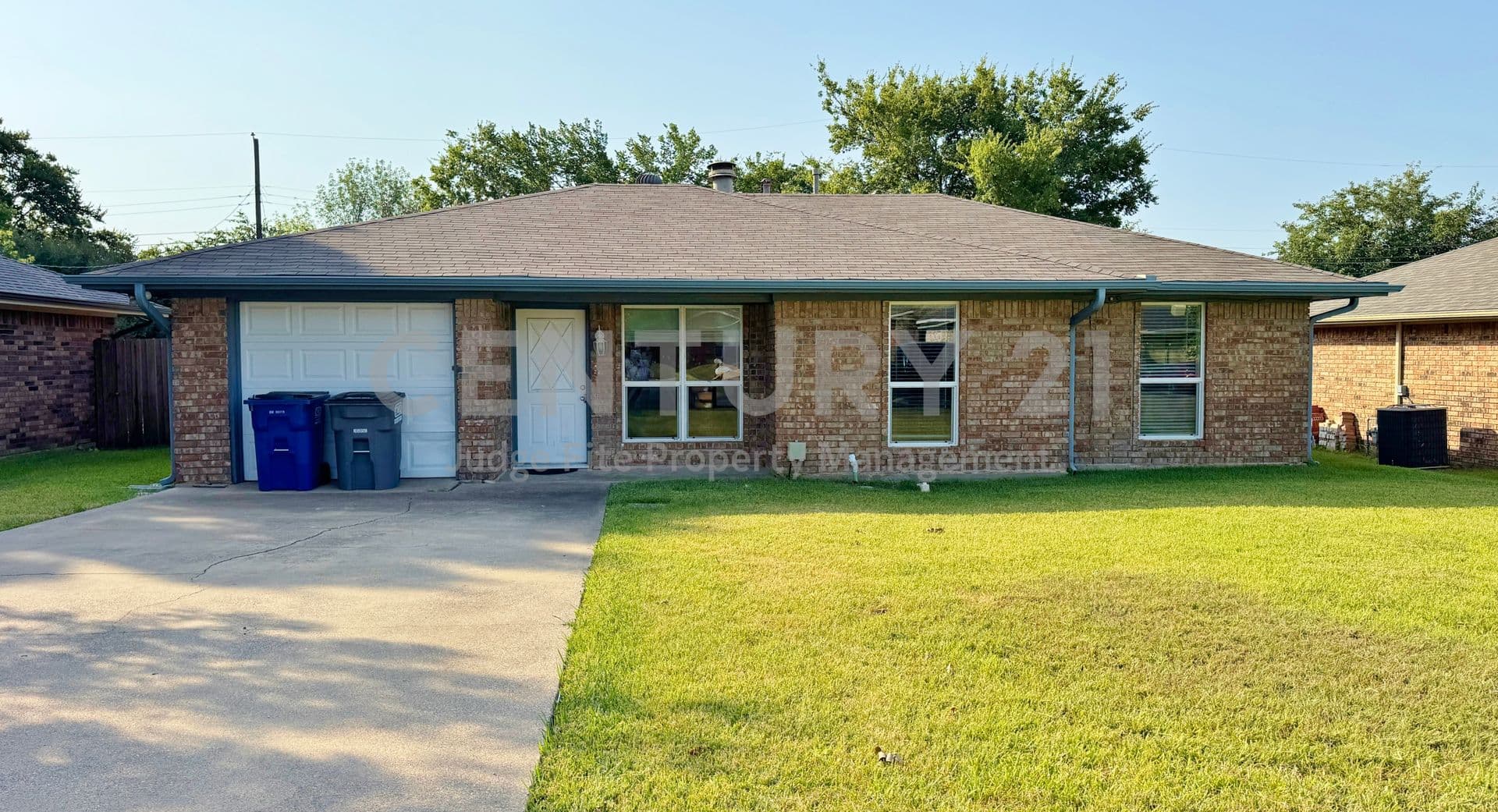 Sachse House: 3914 William Street